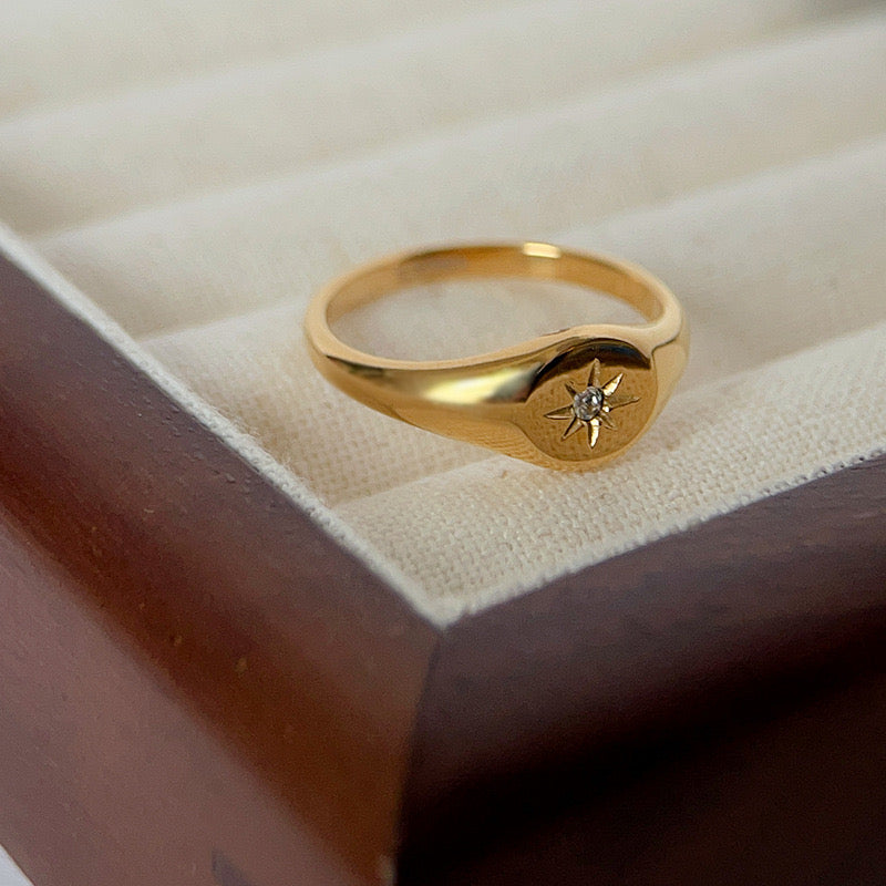 Stella Ring - Gold
