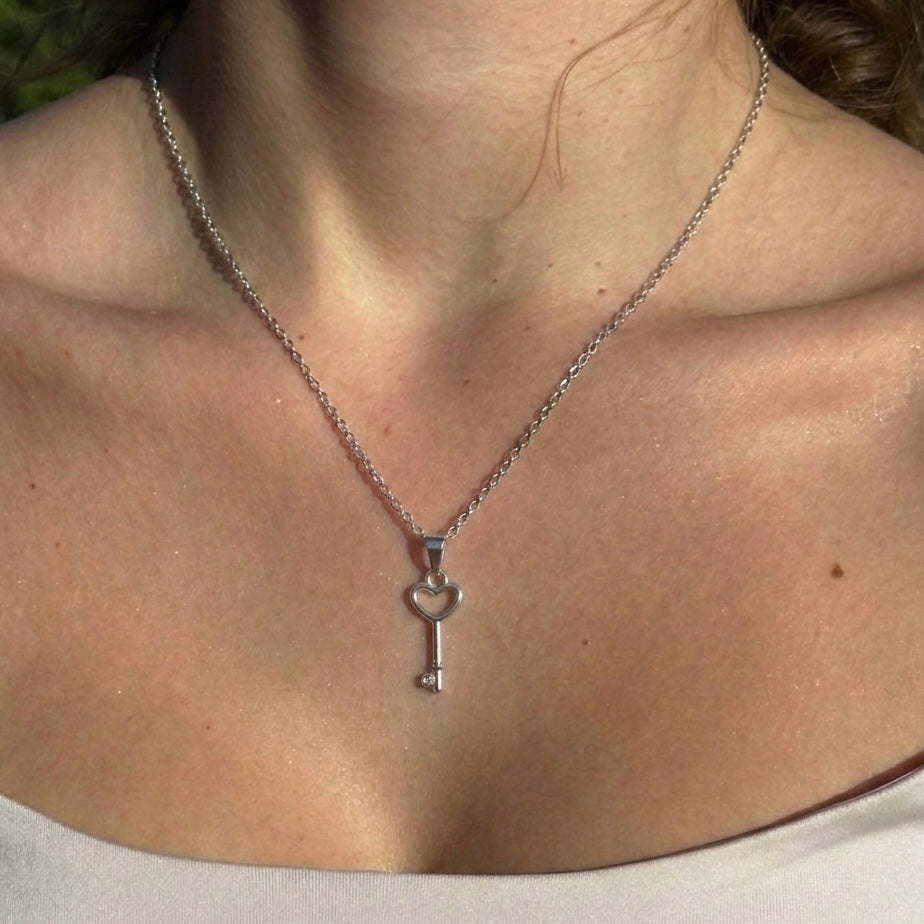 Gia Lock Necklace - Silver