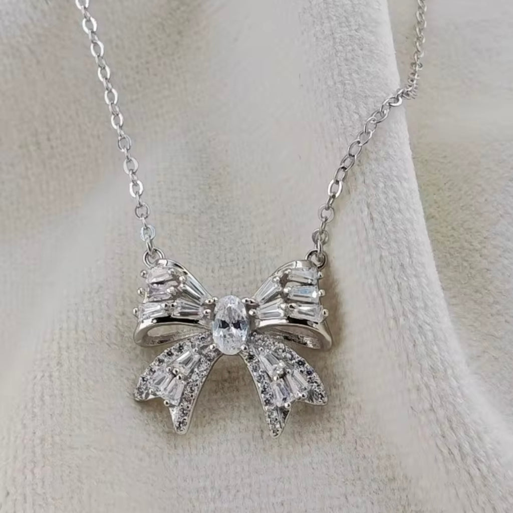 Aurelia Bow Necklace - Silver