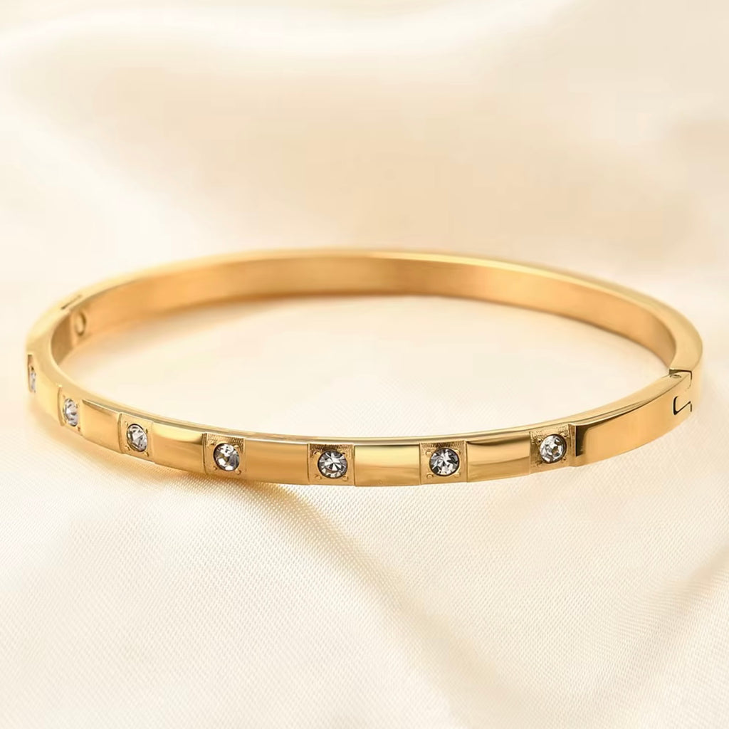 Maya Bracelet - Gold