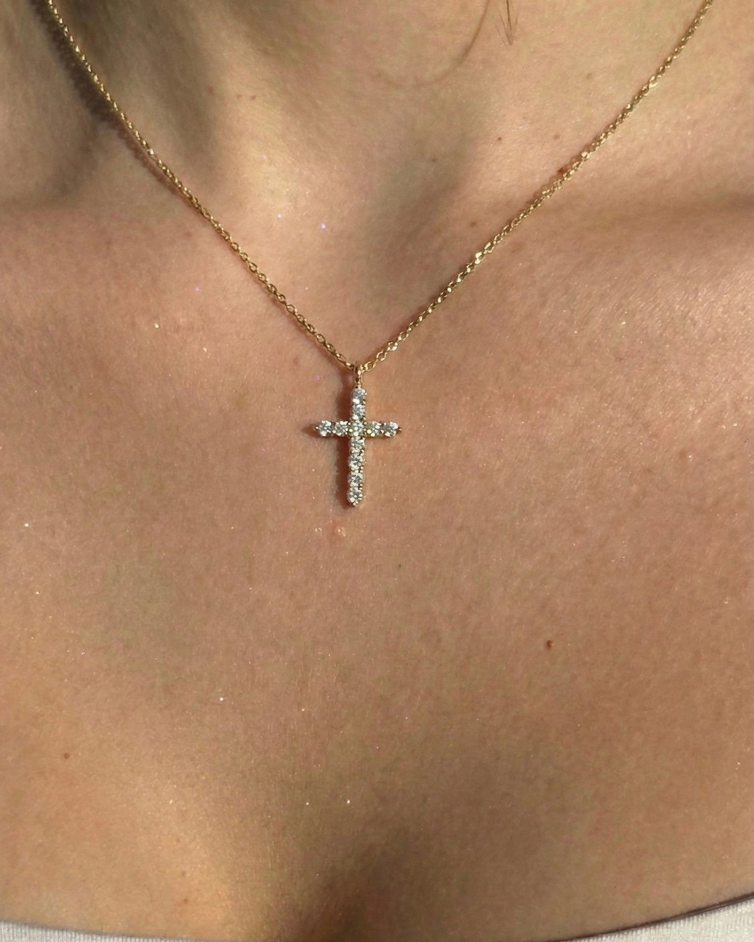 Lilia Cross Necklace - Gold