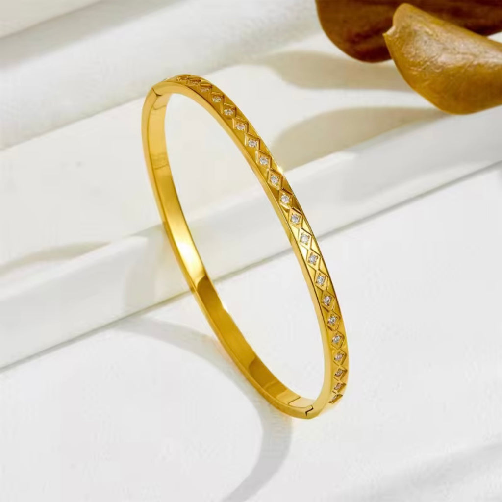 Azaria Bracelet - Gold