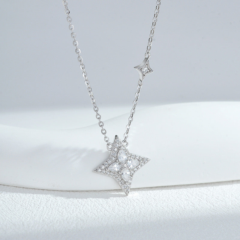 Miss Star Necklace - Silver