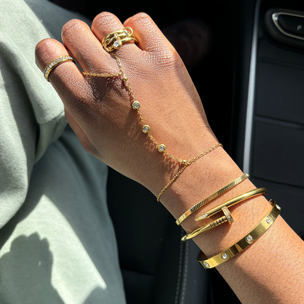 Cassie Hand Chain - Gold