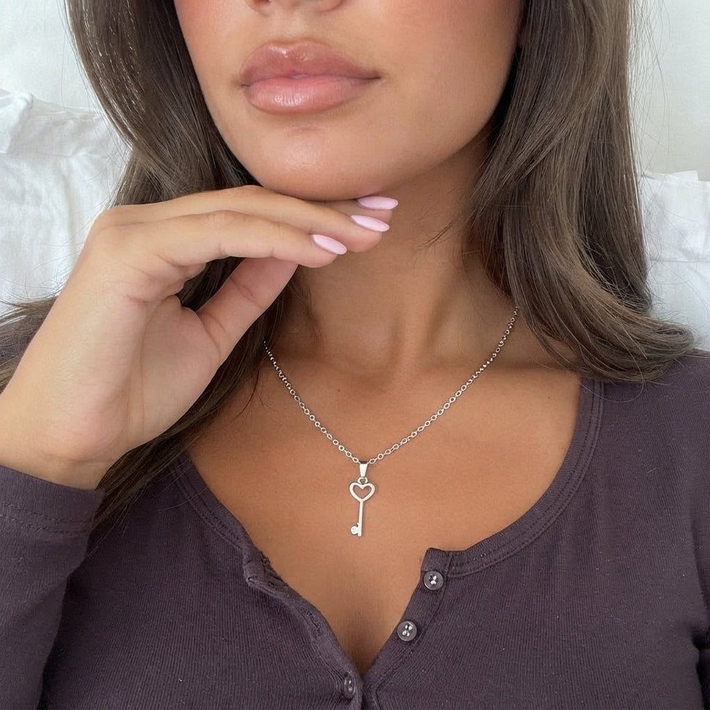 Gia Lock Necklace - Silver