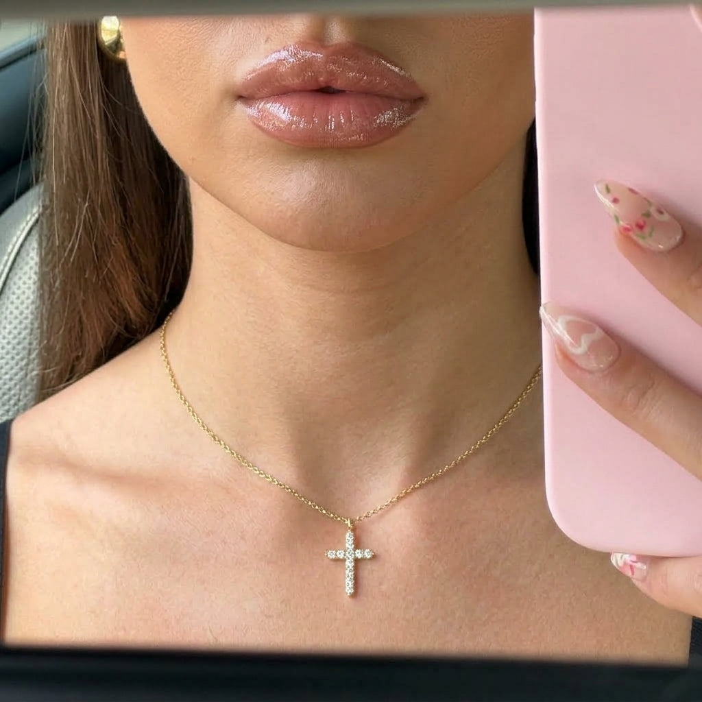 Lilia Cross Necklace - Gold