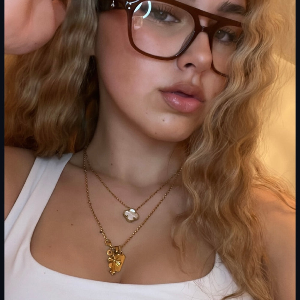 <h2>Jewellery loved by thousands</h2>