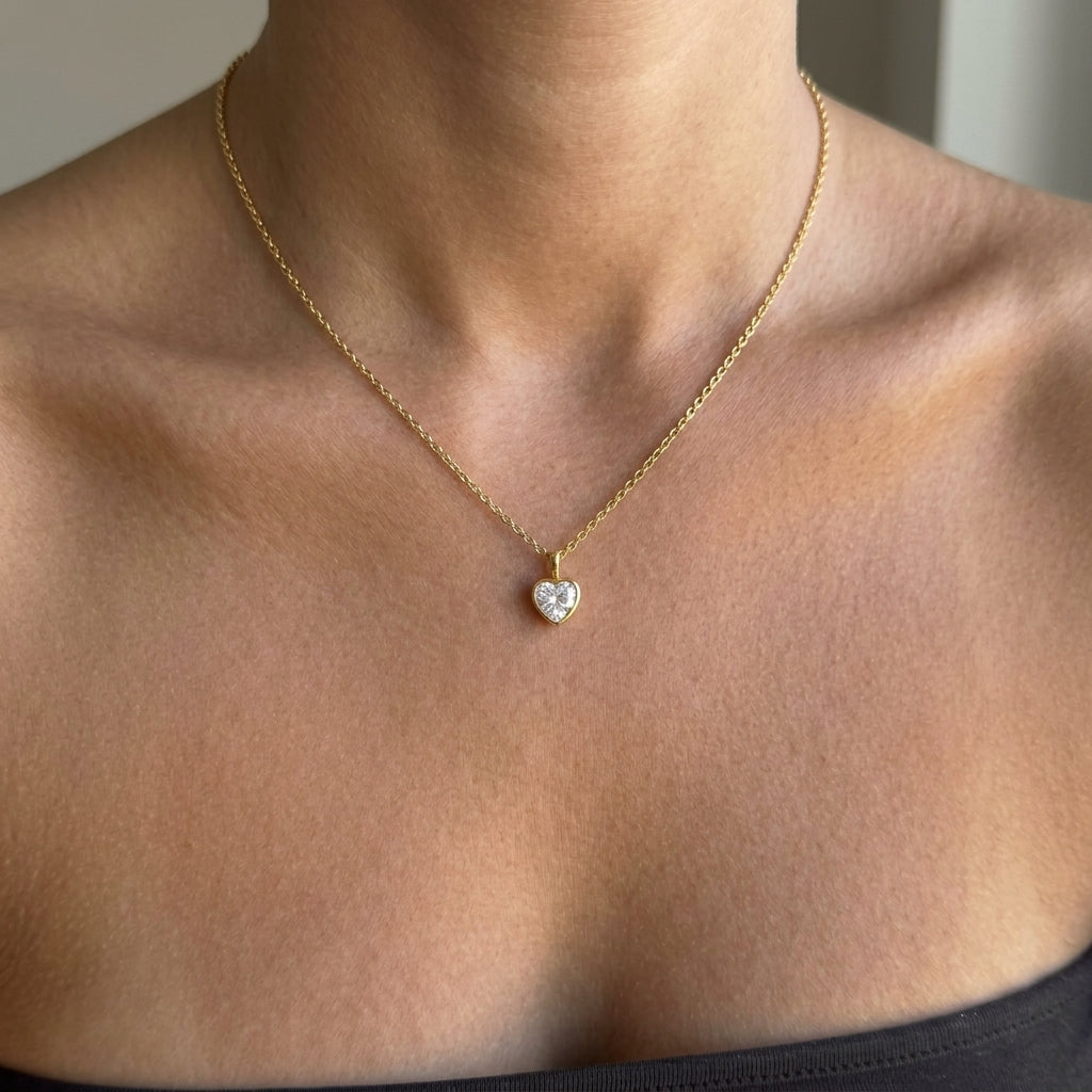 Petit Amor Necklace - Gold